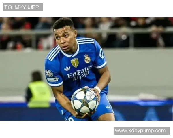 足球神迹！117年最大冷门诞生：卫冕冠军梦碎草根，业余球员缔造足坛永恒神话